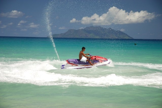 Day 2: Water-sports at Beau Vallon beach