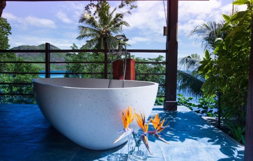 Luxurious Romantic Getaway in Seychelles